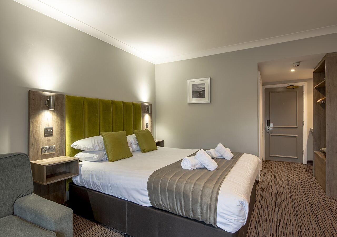 เดอะ ฮ้อก แบค แอนด์ สปา ฟาร์นแฮม Hotel ฟาร์แนม ภายนอก รูปภาพ