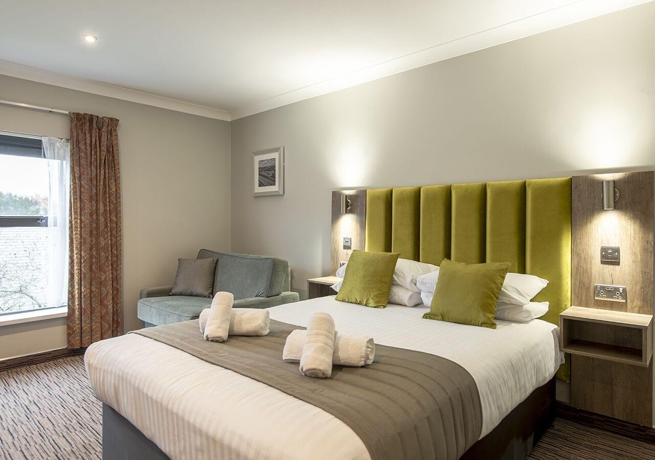 เดอะ ฮ้อก แบค แอนด์ สปา ฟาร์นแฮม Hotel ฟาร์แนม ภายนอก รูปภาพ
